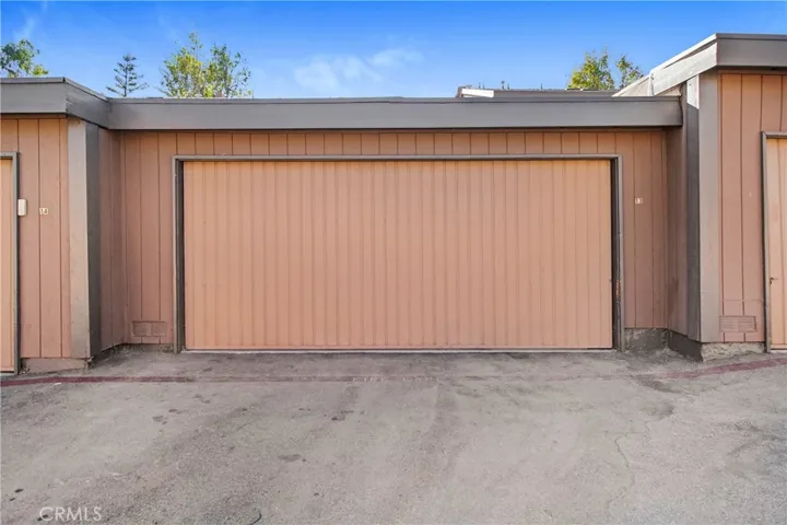 14456 Foothill Boulevard 13, Sylmar, California 91342