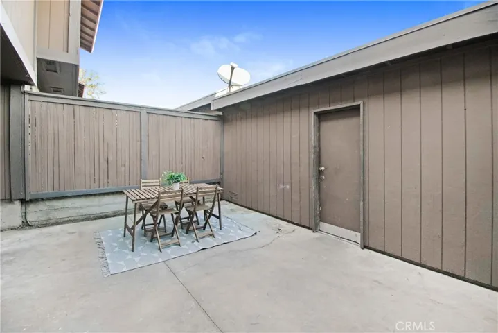 14456 Foothill Boulevard 13, Sylmar, California 91342