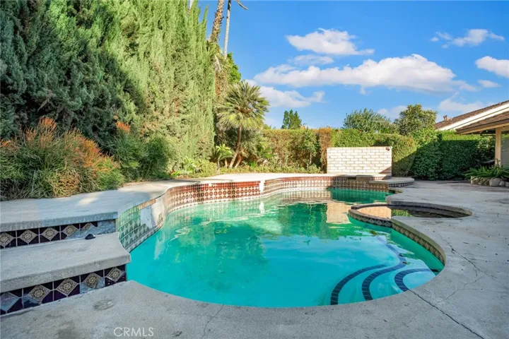 19625 Romar Street, Northridge, California 91324
