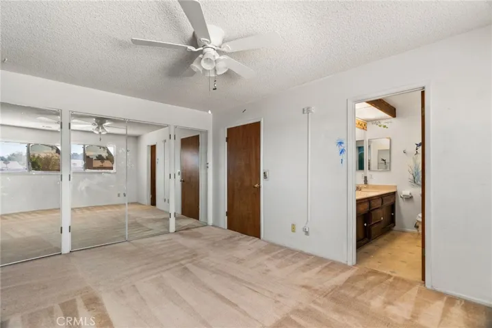 16737 Pauhaska Road, Apple Valley, California 92307