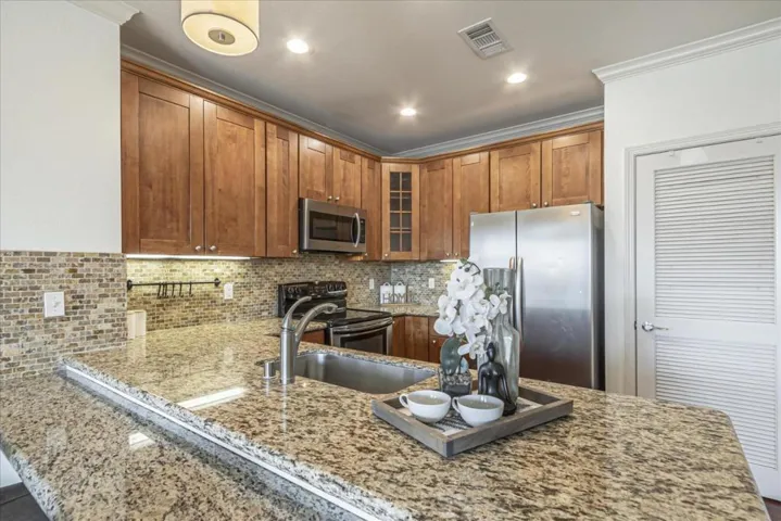 1445 Fruitdale Avenue 203, San Jose, California 95128