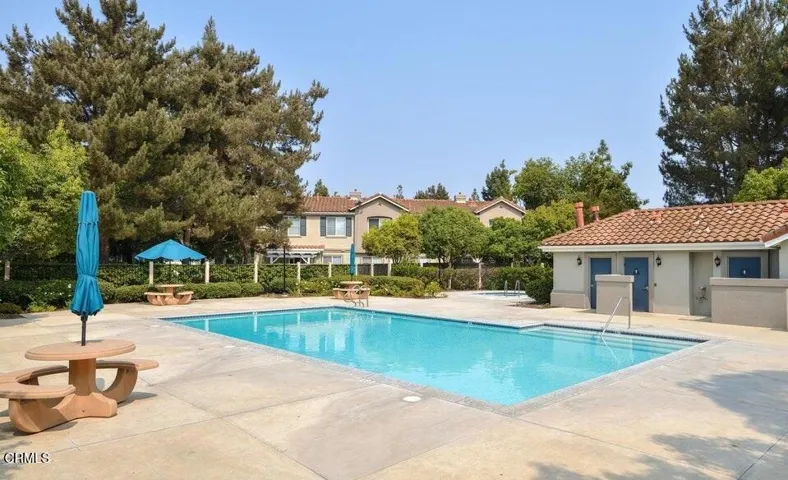 COMMUNITY POOL