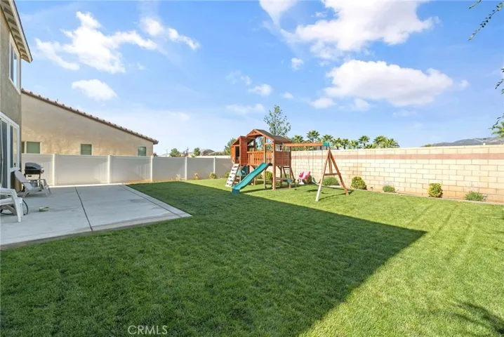 Another view of the back yard.