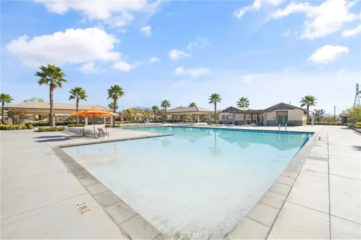 Resort-like association pool/spa area.