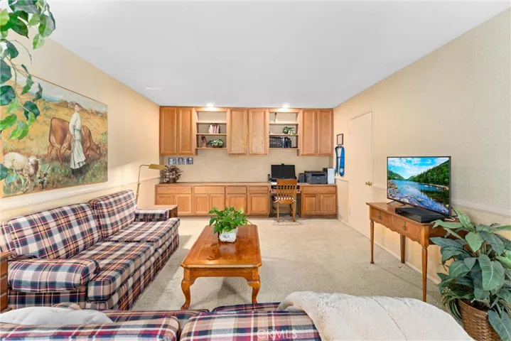 4th BR/ Bonus Room.