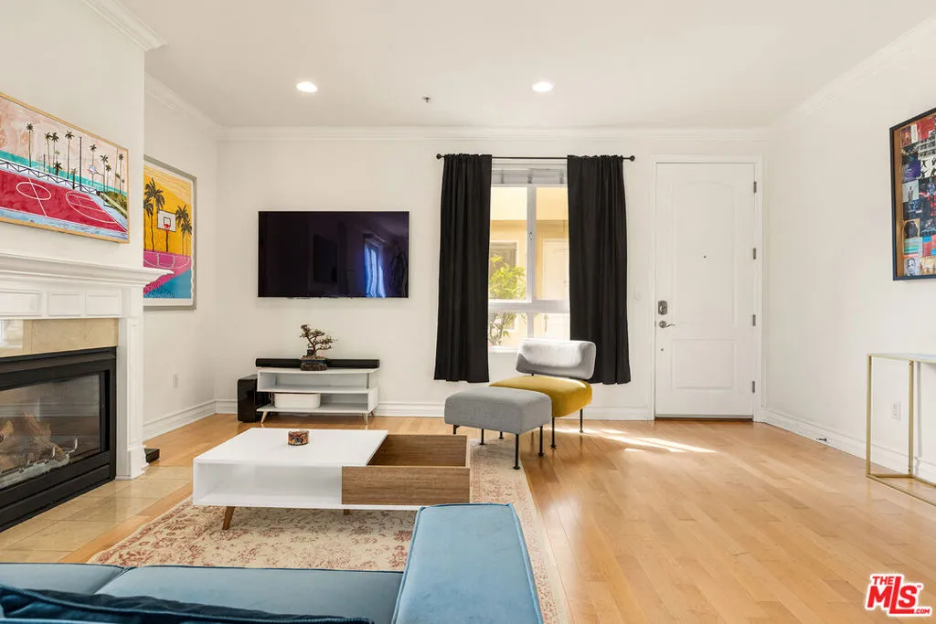 11428 National Boulevard 101, Los Angeles, California 90064 home-pic-4