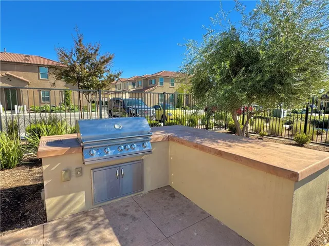 2106 Lavender Lane, Colton, California 92324