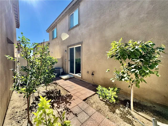 2106 Lavender Lane, Colton, California 92324