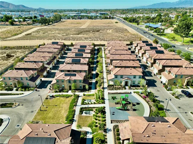 2106 Lavender Lane, Colton, California 92324