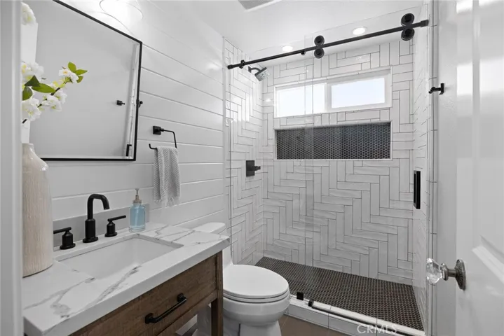 412 Colton Street, Newport Beach, California 92663