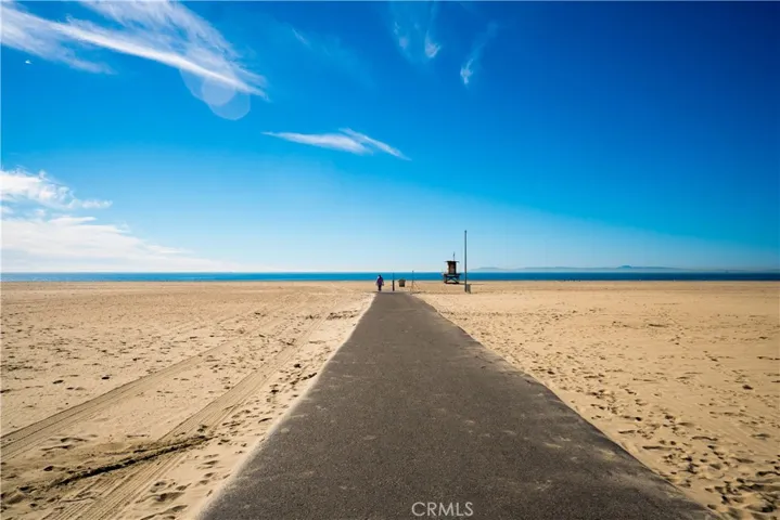 412 Colton Street, Newport Beach, California 92663