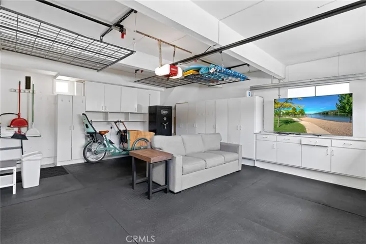 412 Colton Street, Newport Beach, California 92663