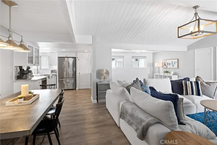 412 Colton Street, Newport Beach, California 92663