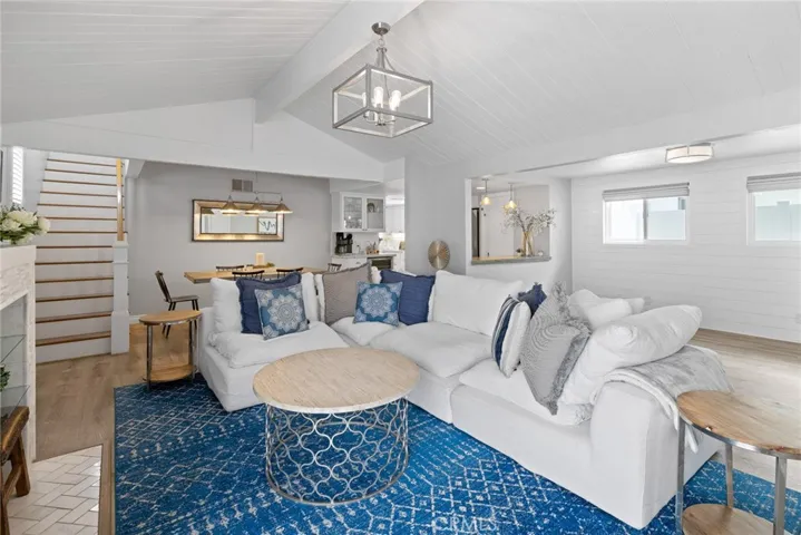 412 Colton Street, Newport Beach, California 92663