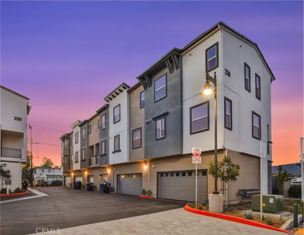 221 N Mountain Avenue, Ontario, California 91762