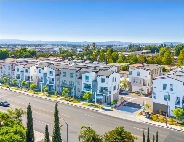 221 N Mountain Avenue, Ontario, California 91762