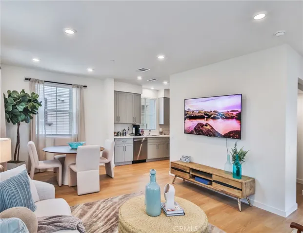 221 N Mountain Avenue, Ontario, California 91762