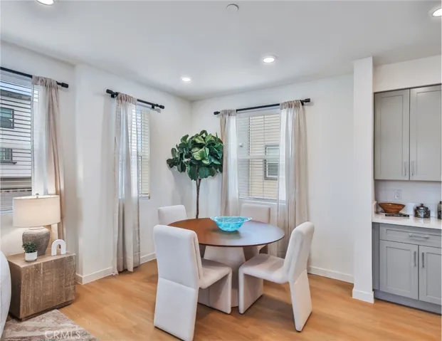 221 N Mountain Avenue, Ontario, California 91762