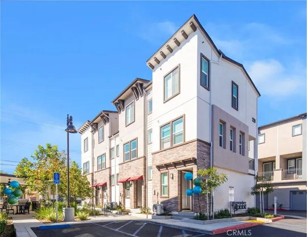221 N Mountain Avenue, Ontario, California 91762