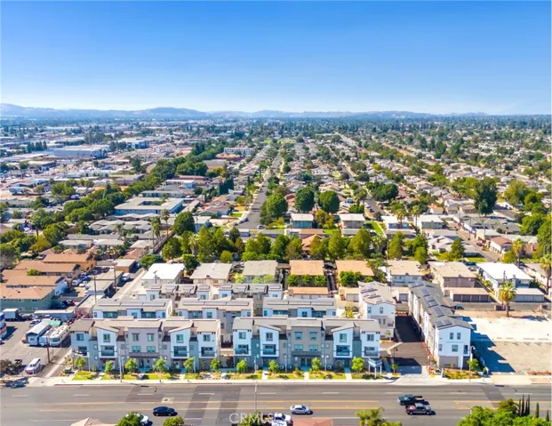 221 N Mountain Avenue, Ontario, California 91762