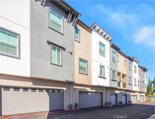 221 N Mountain Avenue, Ontario, California 91762