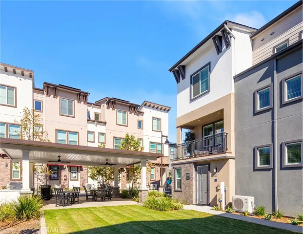 221 N Mountain Avenue, Ontario, California 91762