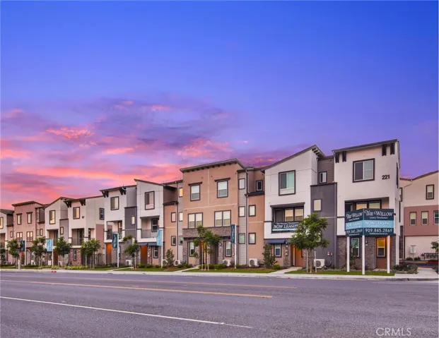 221 N Mountain Avenue, Ontario, California 91762