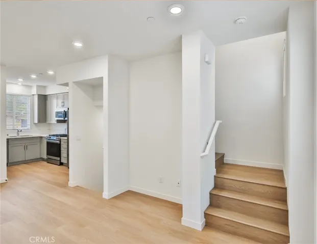 221 N Mountain Avenue, Ontario, California 91762
