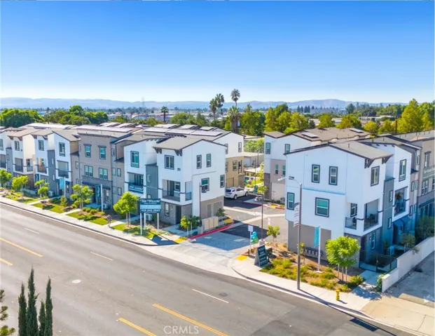 221 N Mountain Avenue, Ontario, California 91762