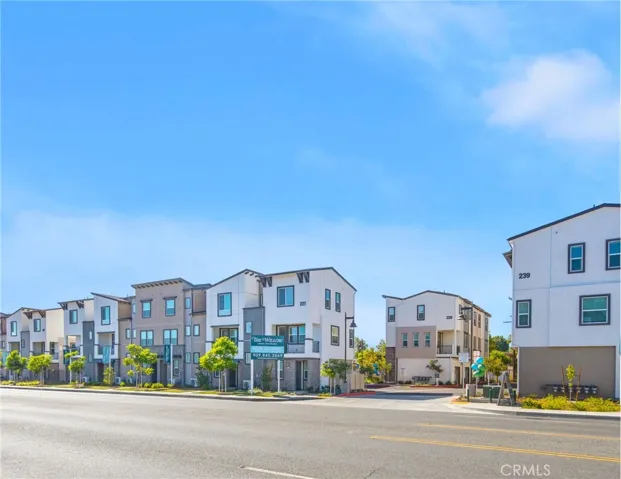 221 N Mountain Avenue, Ontario, California 91762