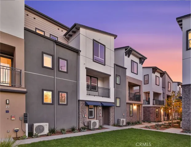 221 N Mountain Avenue, Ontario, California 91762