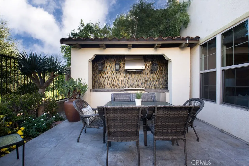 102 Catalonia, Irvine, California 92618 home-pic-12