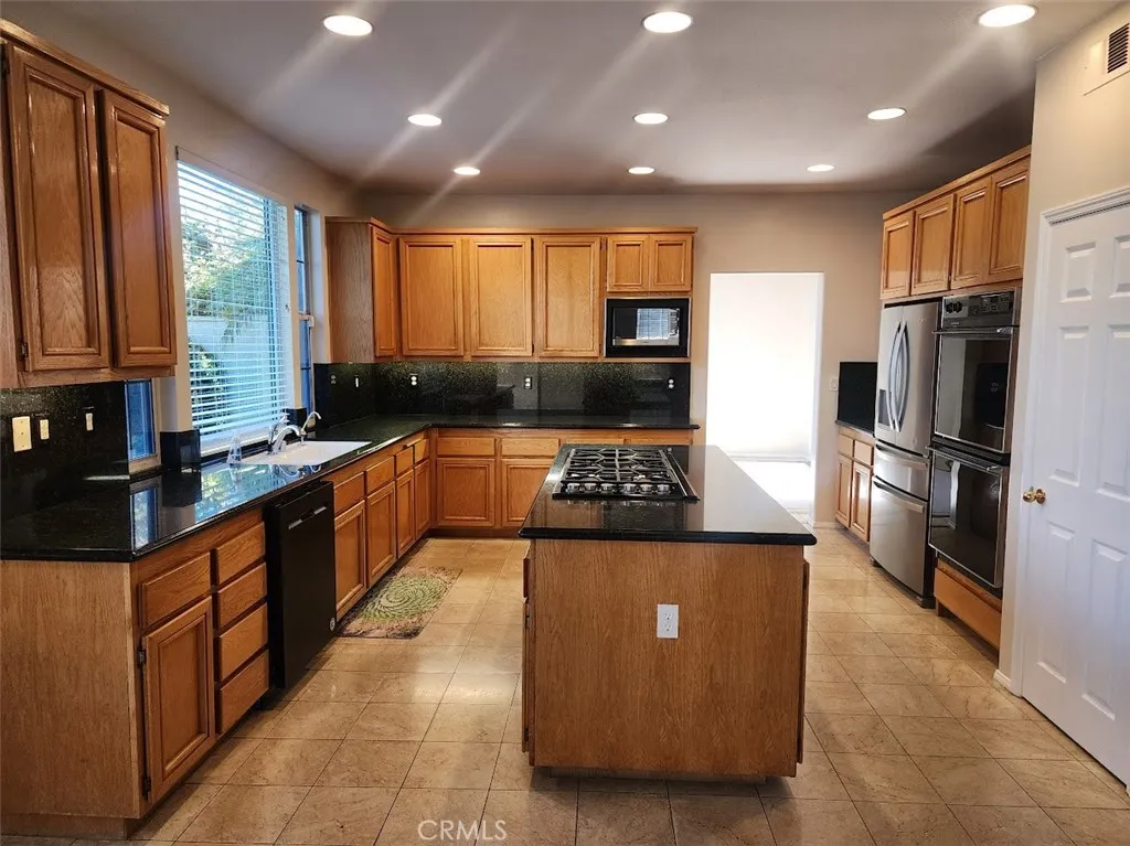 12605 Prescott Avenue, Tustin, California 92782 home-pic-8