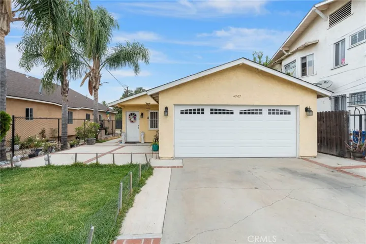 4207 Naomi Avenue, Los Angeles, California 90011