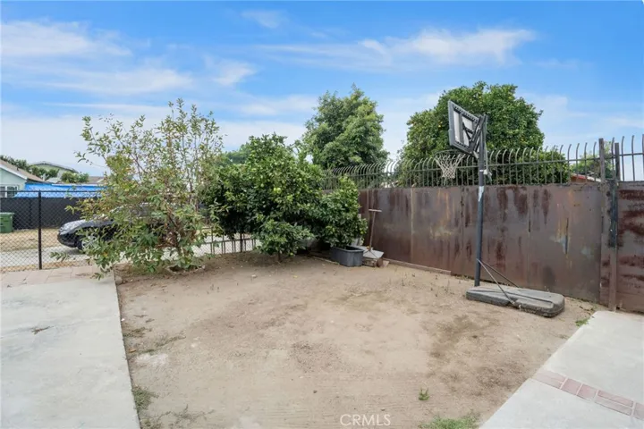 4207 Naomi Avenue, Los Angeles, California 90011
