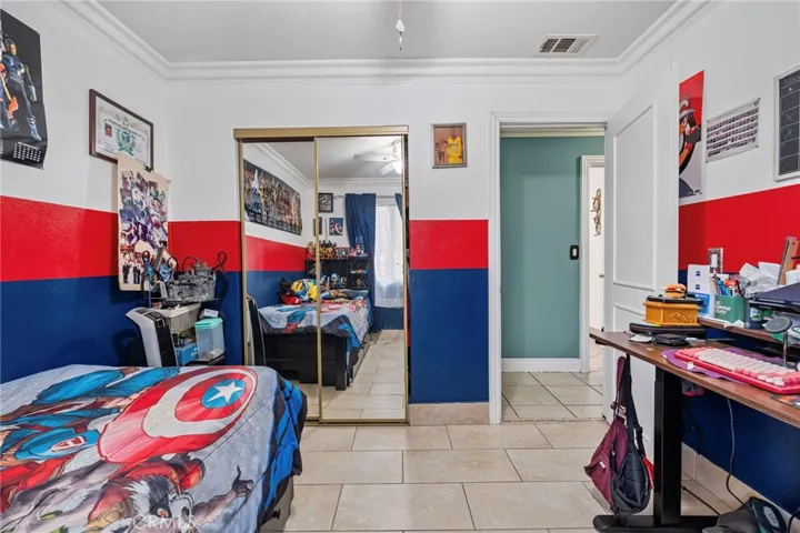 4207 Naomi Avenue, Los Angeles, California 90011