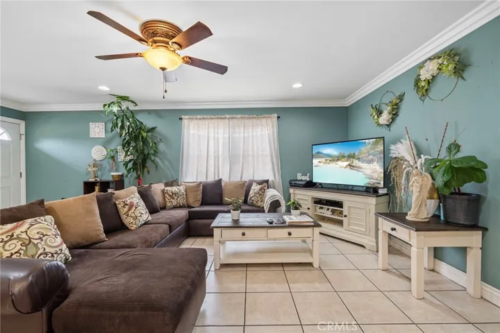 4207 Naomi Avenue, Los Angeles, California 90011