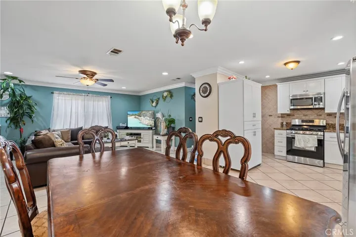 4207 Naomi Avenue, Los Angeles, California 90011