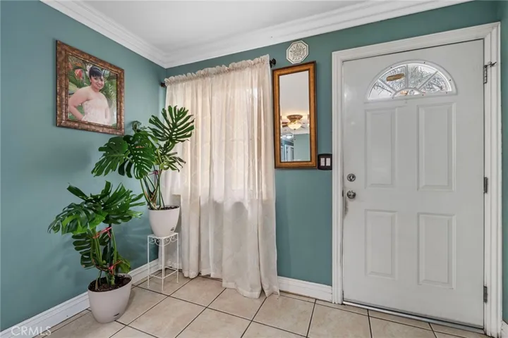 4207 Naomi Avenue, Los Angeles, California 90011