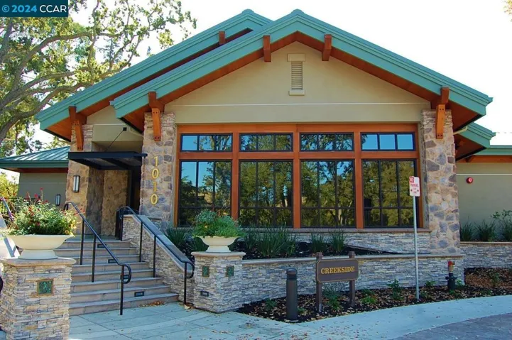 1516 Golden Rain Rd 3, Walnut Creek, California 94595