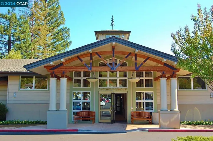1516 Golden Rain Rd 3, Walnut Creek, California 94595