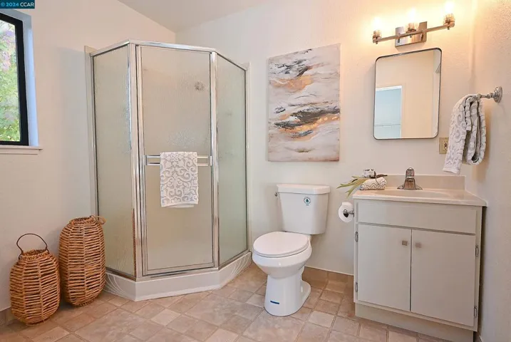 1516 Golden Rain Rd 3, Walnut Creek, California 94595