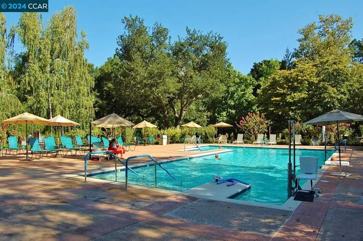 1516 Golden Rain Rd 3, Walnut Creek, California 94595