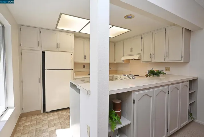 1516 Golden Rain Rd 3, Walnut Creek, California 94595