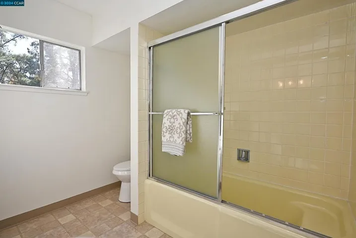 1516 Golden Rain Rd 3, Walnut Creek, California 94595