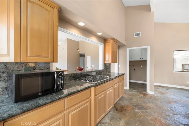 2030 Citrus Wood Ln, Riverside, California 92503