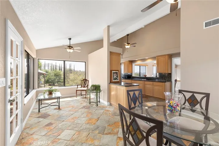 2030 Citrus Wood Ln, Riverside, California 92503
