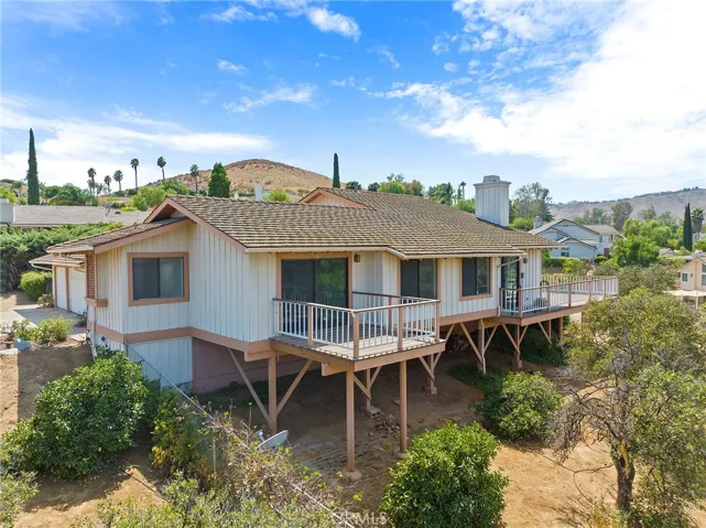 2030 Citrus Wood Ln, Riverside, California 92503