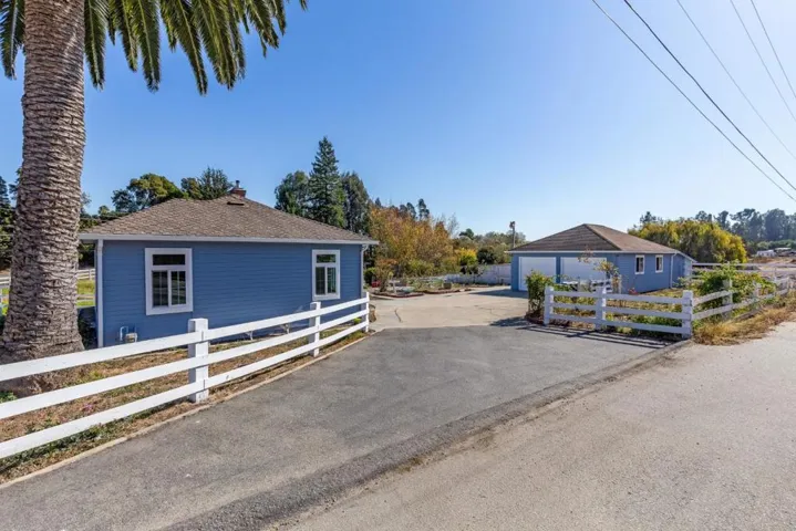 25 Landen Lane, Watsonville, California 95076