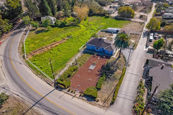 25 Landen Lane, Watsonville, California 95076